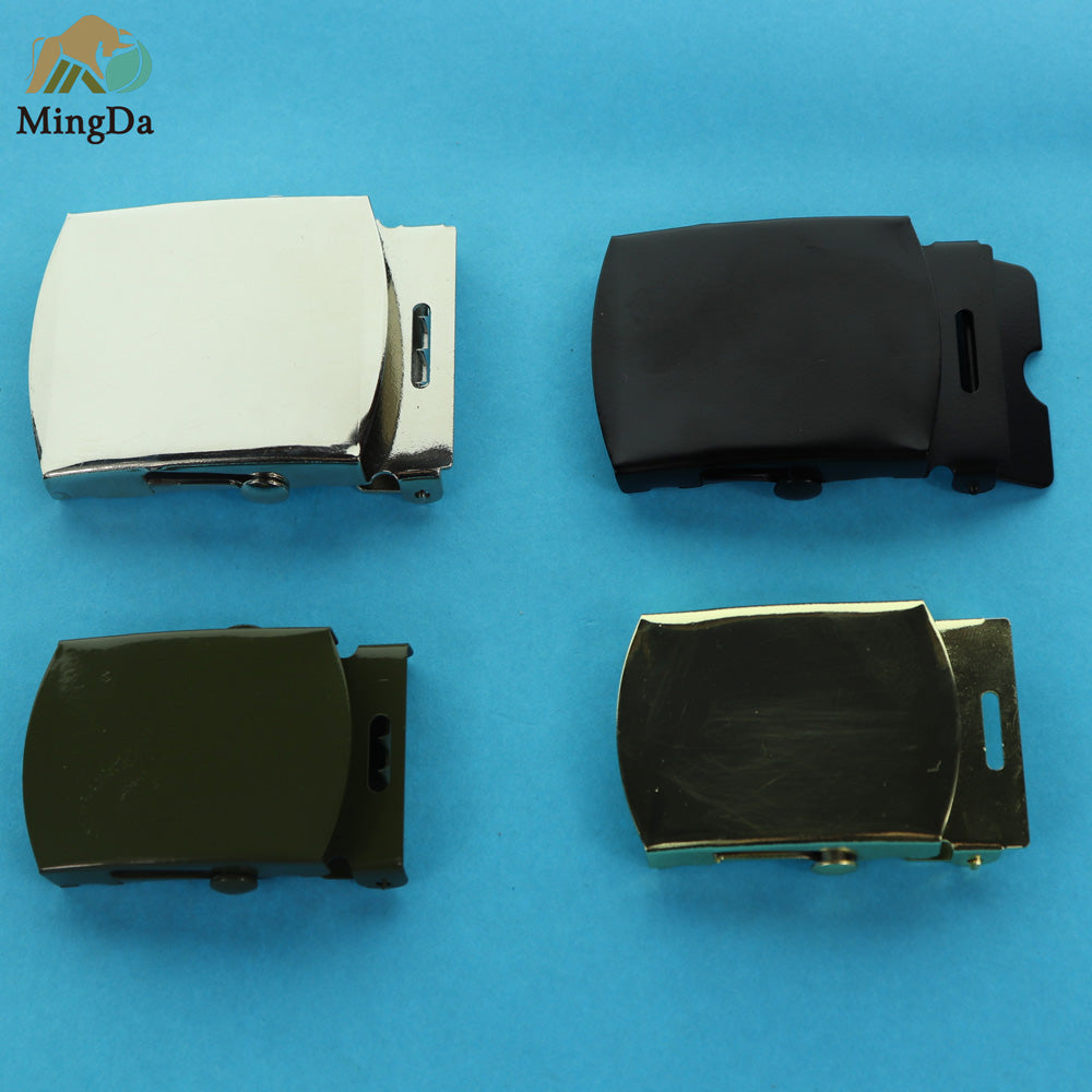 Пряжка ремня в стиле милитари с черной аэрозольной окраской