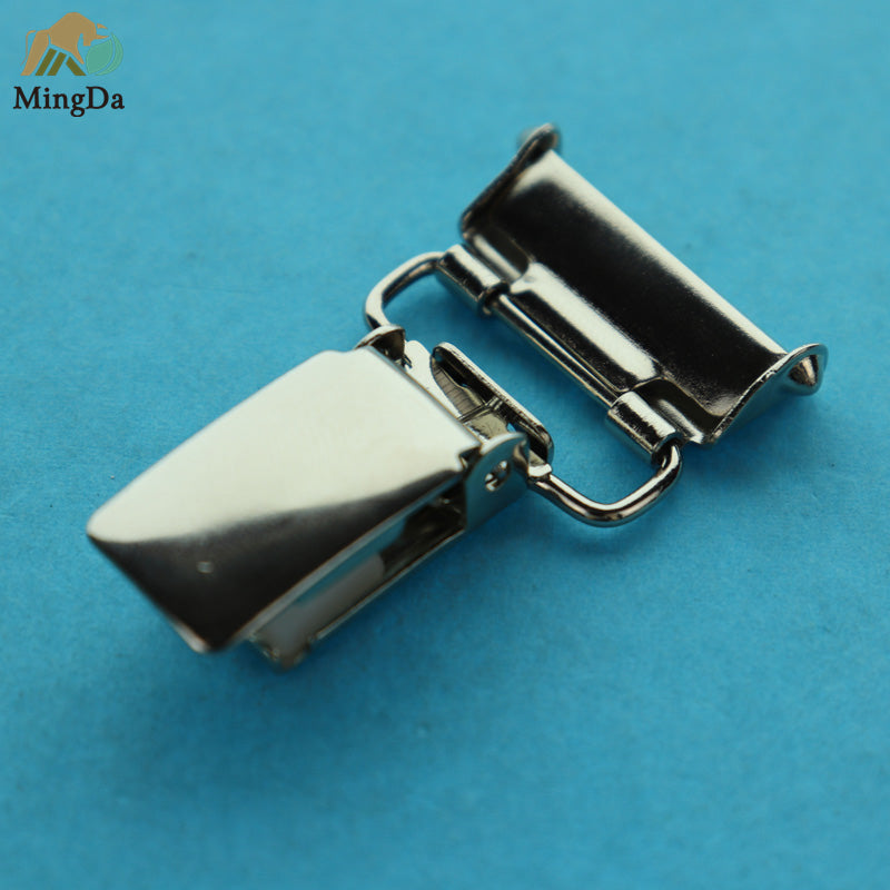 Suspender Clip Integrated With Adjuster