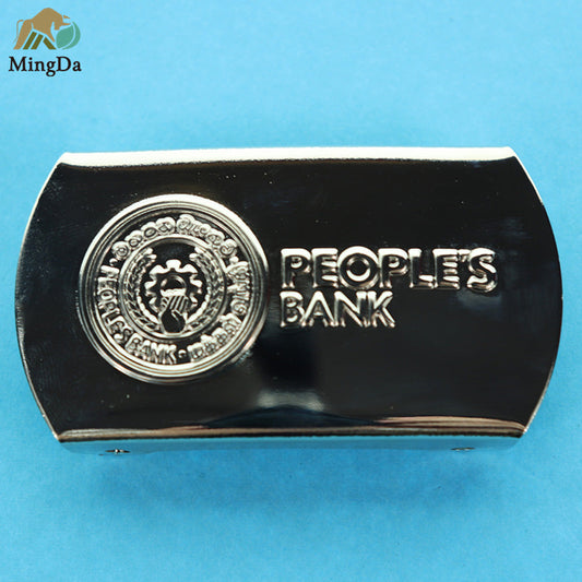 Buckle With Teeth On Both Sides