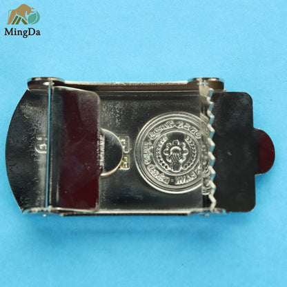 Buckle With Teeth On Both Sides
