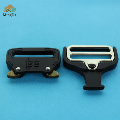 Cobra Buckle