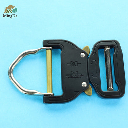 Cobra Buckle With D Ring