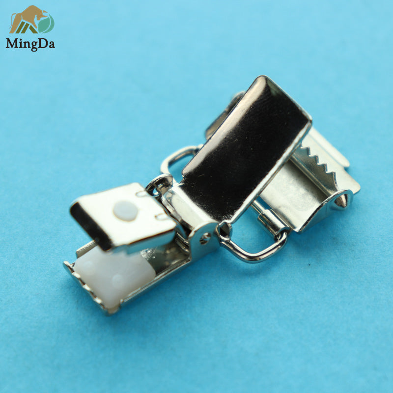 Suspender Clip Integrated With Adjuster