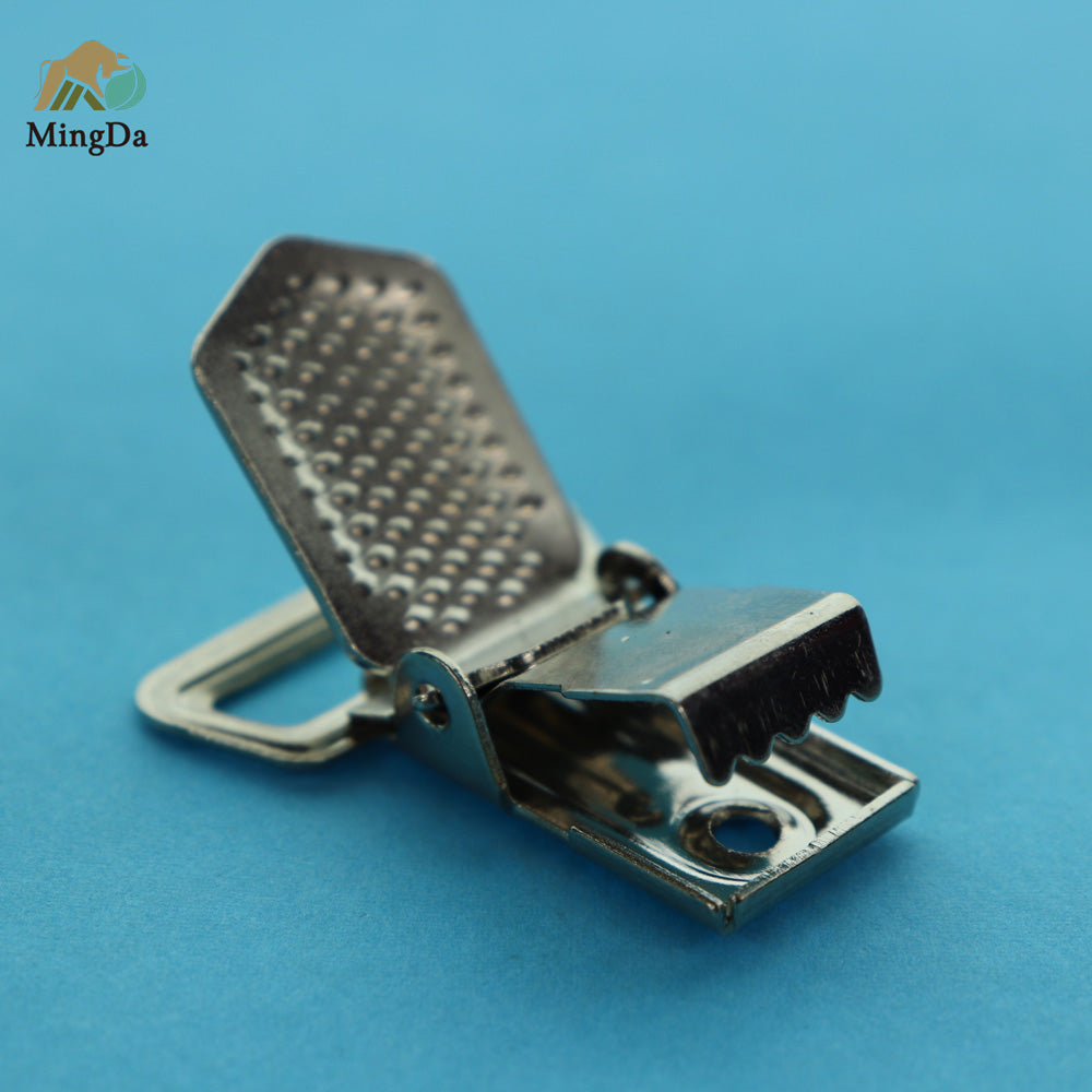 Suspender Clip Without Plastic Teeth
